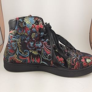 Embroidered sneakers